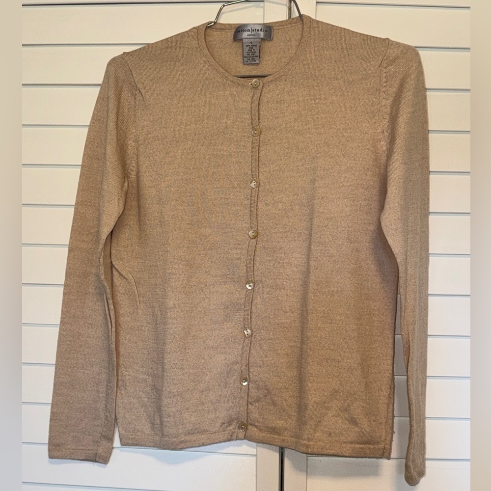 Sutton Studio Women's Lightweight Oatmeal/ tan Wool Cardigan Sweater Sm Petite - Picture 2 of 4
